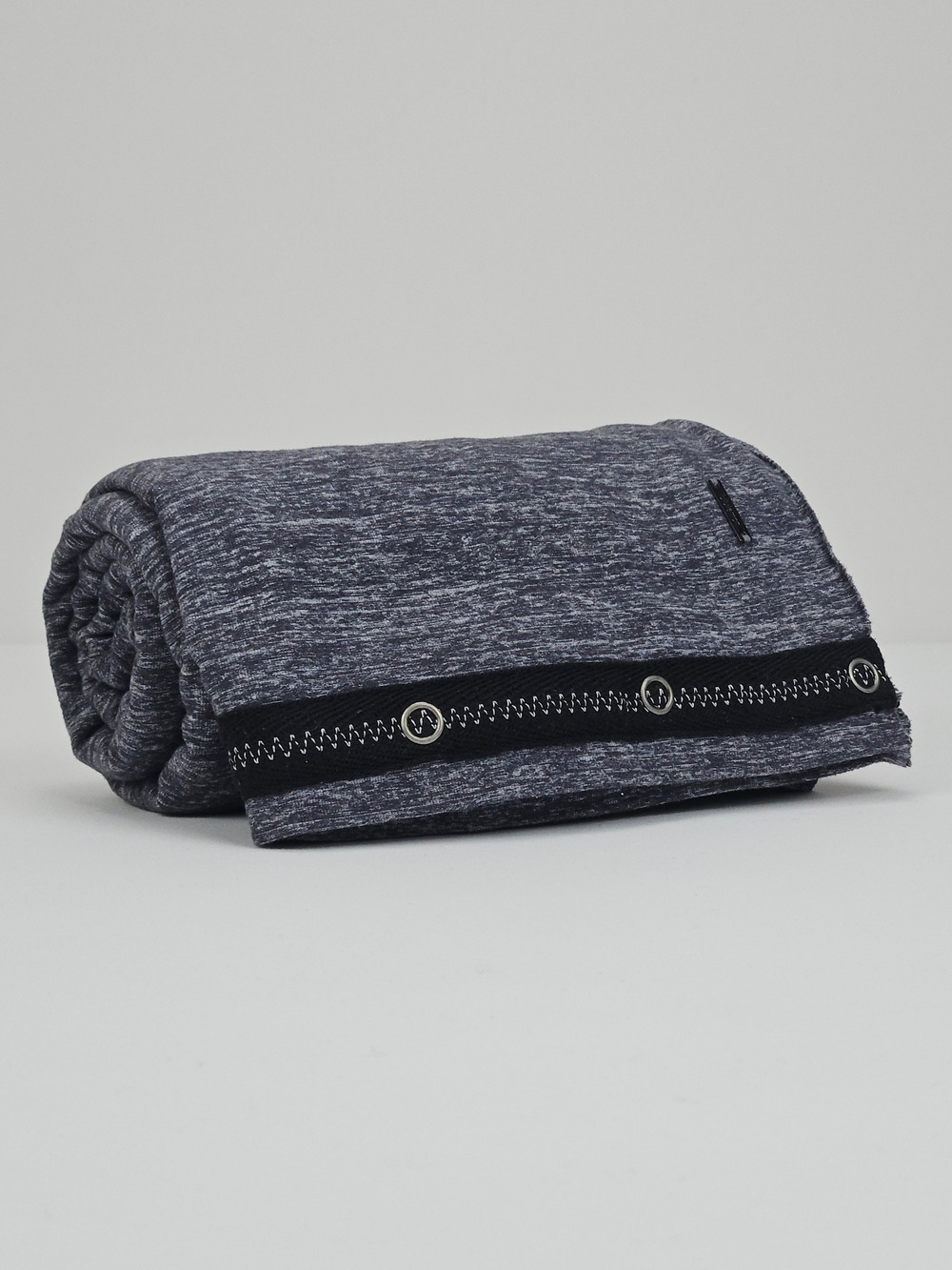 Lululemon Vinyasa Scarf Static Coal Heather Snap Wrap Infinity Scarf